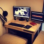 机をDIYで簡単に安く作るには?2×4材を使った激安PCデスク作成方法