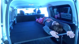 ハイエース4型ベッドキット(MGR製)取り付けレビュー＆解説動画とお勧め紹介