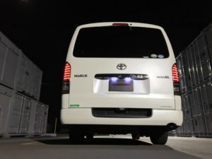 ハイエース4型のルームランプ､ナンバー灯交換方法動画とおすすめLED紹介