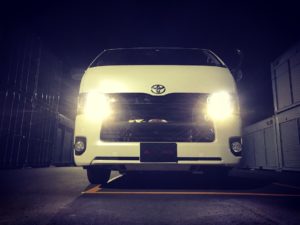 ハイエース4型のオートレベライザー初期化(リセット)調整は補正キットで