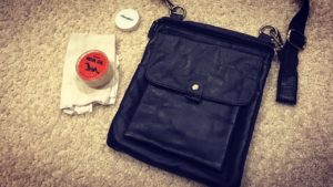 本革バッグなのに激安？メンズにもレディースにもおすすめなポーチ！